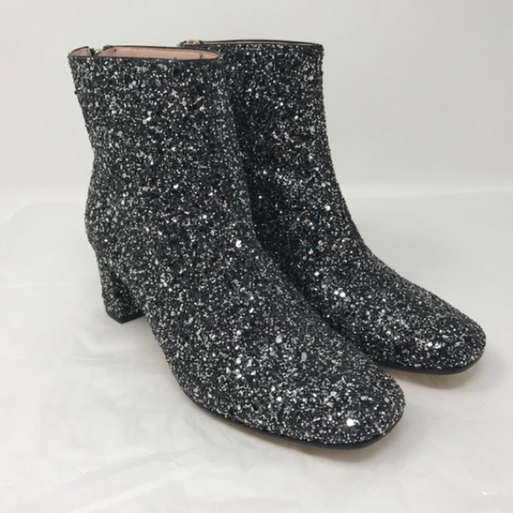 Kate spade boots ♠️